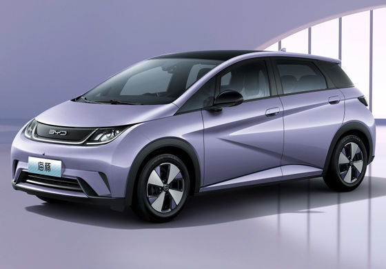 5 सीटें BYD सेडान इलेक्ट्रिक EV कार 130kw Byd इलेक्ट्रिक सेडान