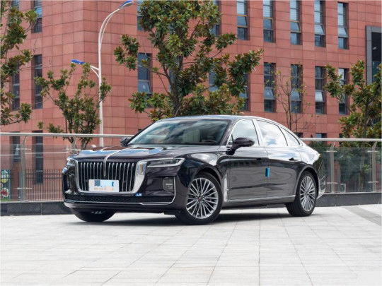 4 सीटें / 5 सीटें Hongqi H9 लक्जरी गैसोलीन 4×2 लिमोसिन 5