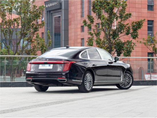4 सीटें / 5 सीटें Hongqi H9 लक्जरी गैसोलीन 4×2 लिमोसिन 1