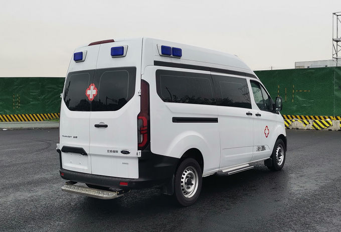 फोर्ड ट्रांजिट मेडिकल एम्बुलेंस पेट्रोल 8 सीट फोर्ड ट्रांजिट बॉक्स एम्बुलेंस 2